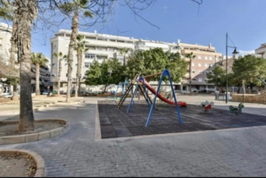 Apartamento Lola Torrevieja Zewnętrze zdjęcie